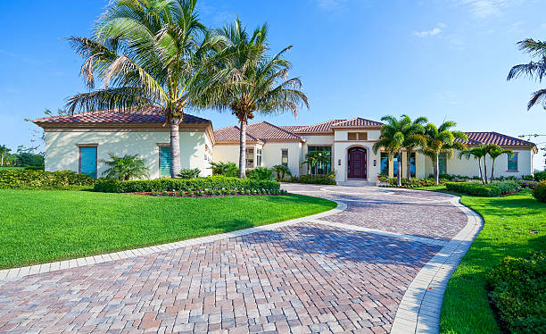  Taylor Lake Village, TX Driveway Pavers Pros